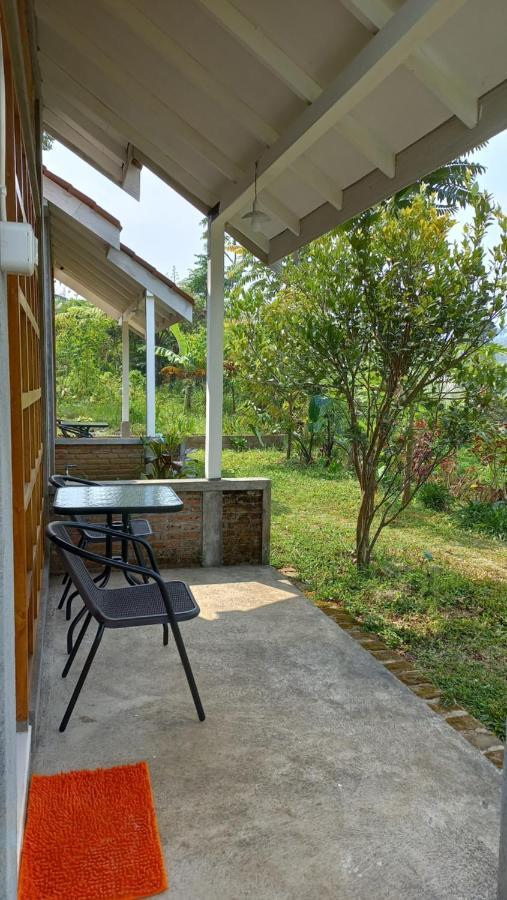 Mountain Ecolodge Malang Exterior photo